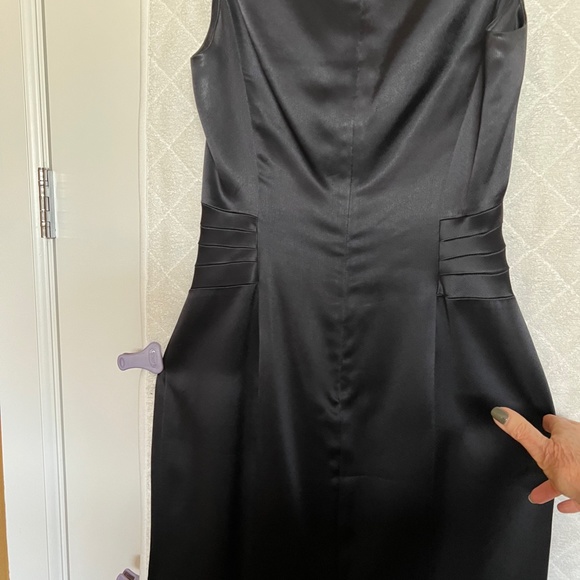 Tahari brand Midnight blue/black heavy satin dress. - Picture 5 of 7